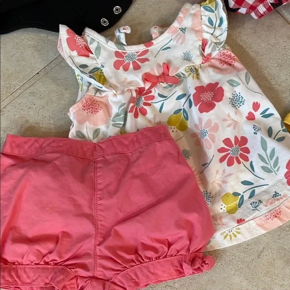 Baby girl 0-3M Bundle Nike Kids Like New/6 Matching Sets Red Black White yellow - Picture 8 of 16